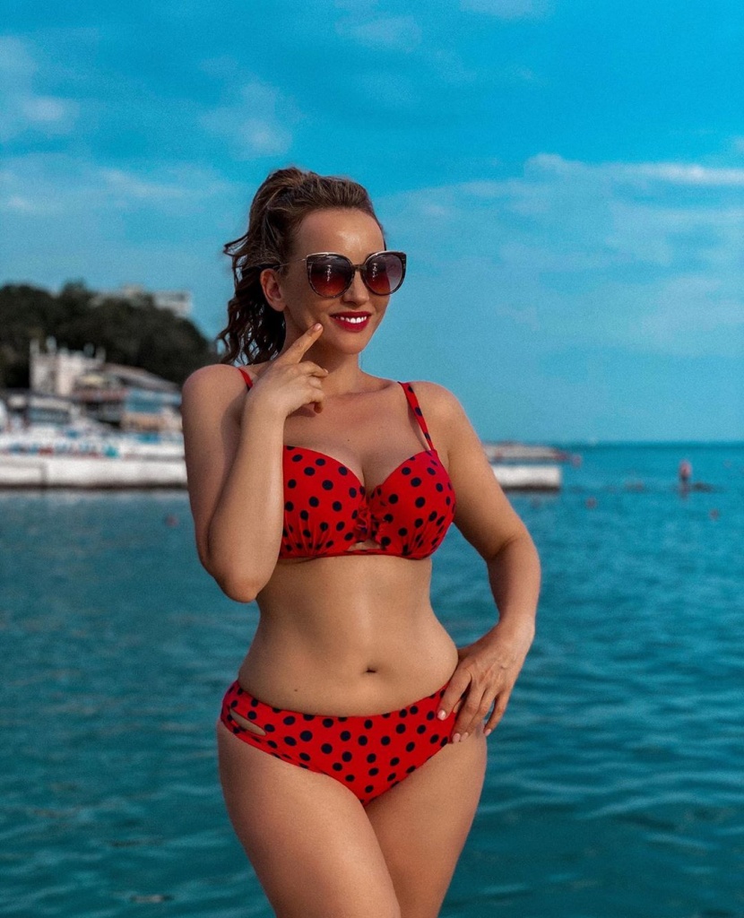 Каролина Куркова — единственная в мире супермодель без пупка