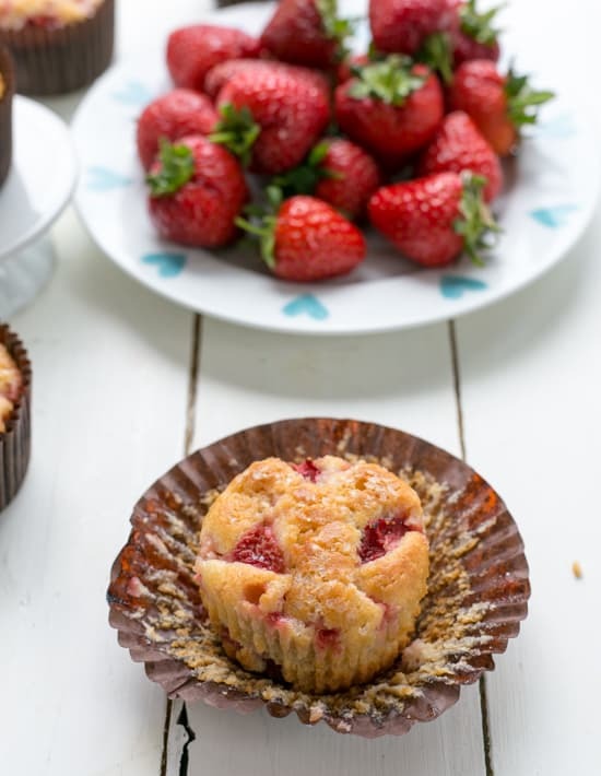 Low-Sugar-Skinny-Strawberry-Muffins-4.jpg
