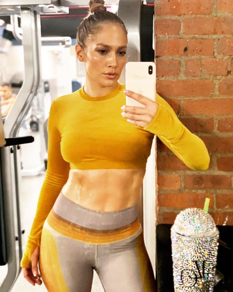 jlo_71791498_133123684757556_4593849189324574412_n.jpg