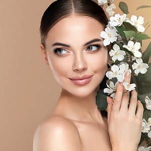 Топ-5 лучших косметических процедур на прохладный май Топ-5 лучших косметических процедур на прохладный май