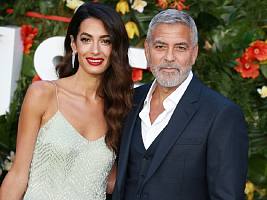 Ни каши, ни риса: как супруге Джорджа Клуни удалось похудеть на безуглеводной диете