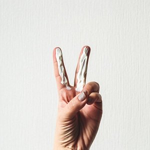 Как подобрать солнцезащитное средство для жирной кожи? Как подобрать солнцезащитное средство для жирной кожи?