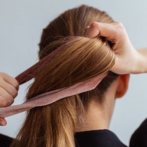 Прически на скорую руку: варианты, которые легко повторить Прически на скорую руку: варианты, которые легко повторить