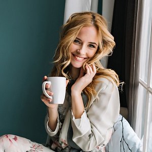 5 новых оттенков блонда, которые стоит попробовать этим летом 5 новых оттенков блонда, которые стоит попробовать этим летом